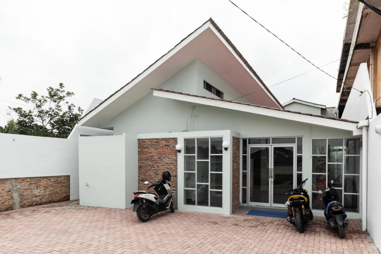 Reddoorz Plus Near Rs Usu Medan 2 Εξωτερικό φωτογραφία